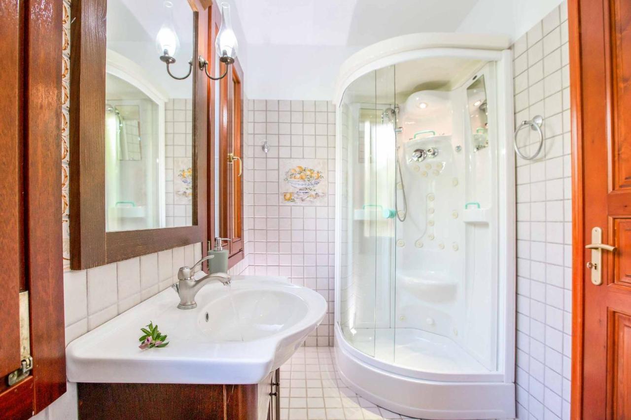 Villa Rachi Vathi  ภายนอก รูปภาพ